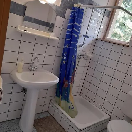Bendeguz Nocleg ze śniadaniem *