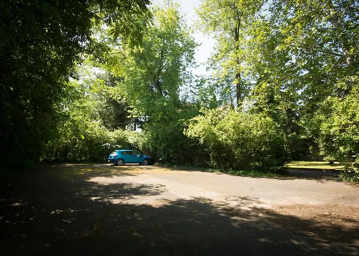 Bendeguz Bed & Breakfast Balatonföldvár