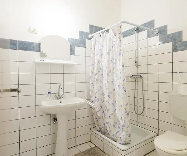 Bendeguz Bed & Breakfast Balatonföldvár